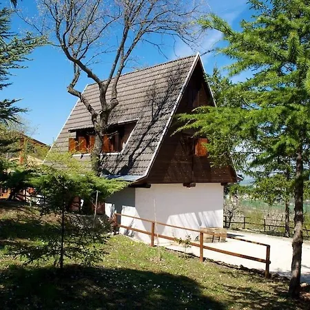 Chalet A Montebello Di Bertona Montebello di Bertona